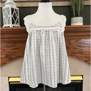 HashTag in trend Spaghetti Strap Linen Blend Crop Top Size:‎ Medium NWOT